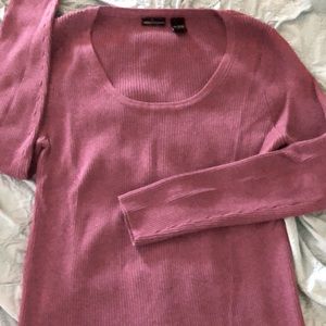 Moda by Victoria Secret low cut sweater in Mauve